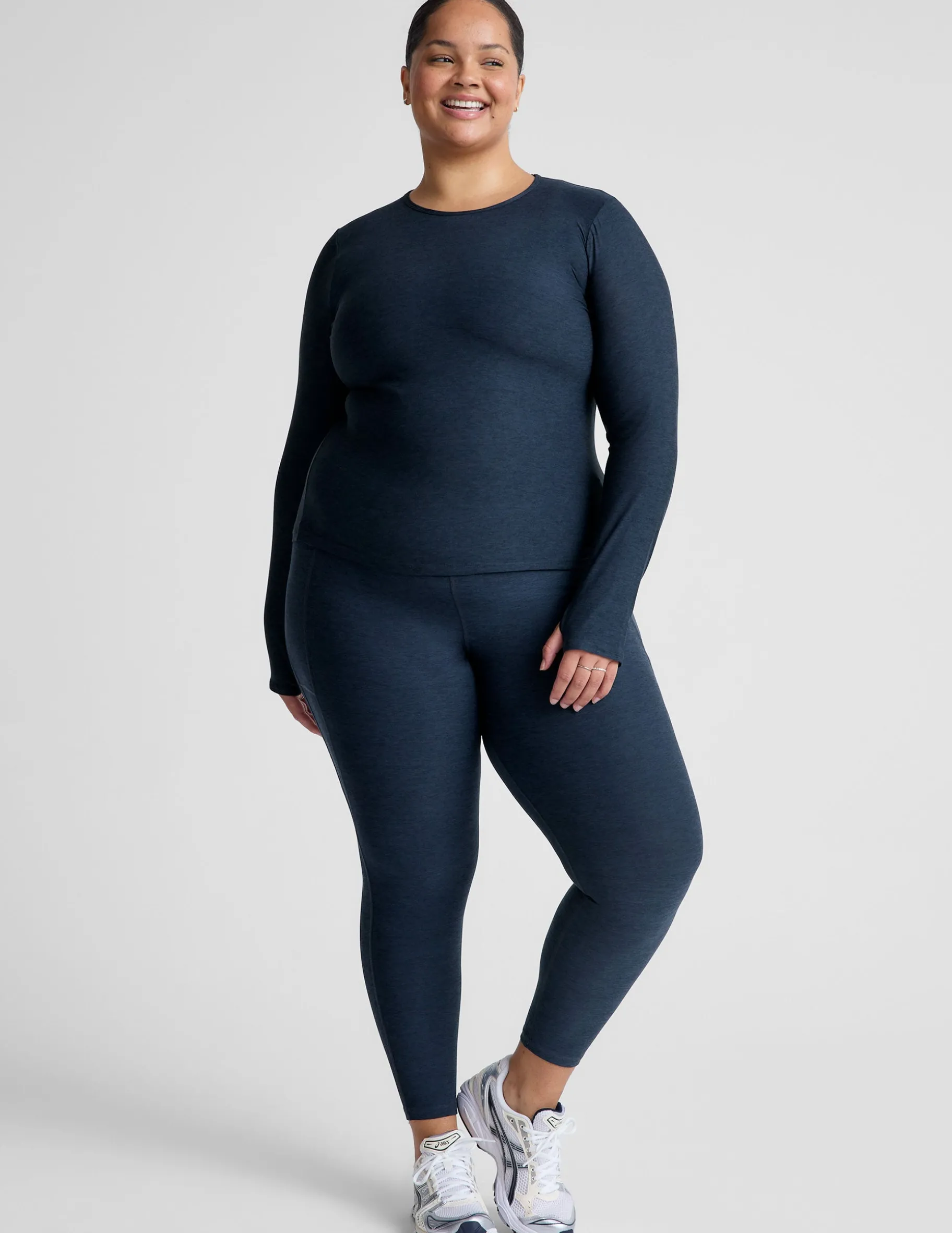 Featherweight Classic Crew Pullover