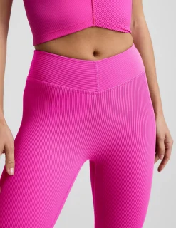 Impulse Ribbed V-Waist Pedal Pusher Legging