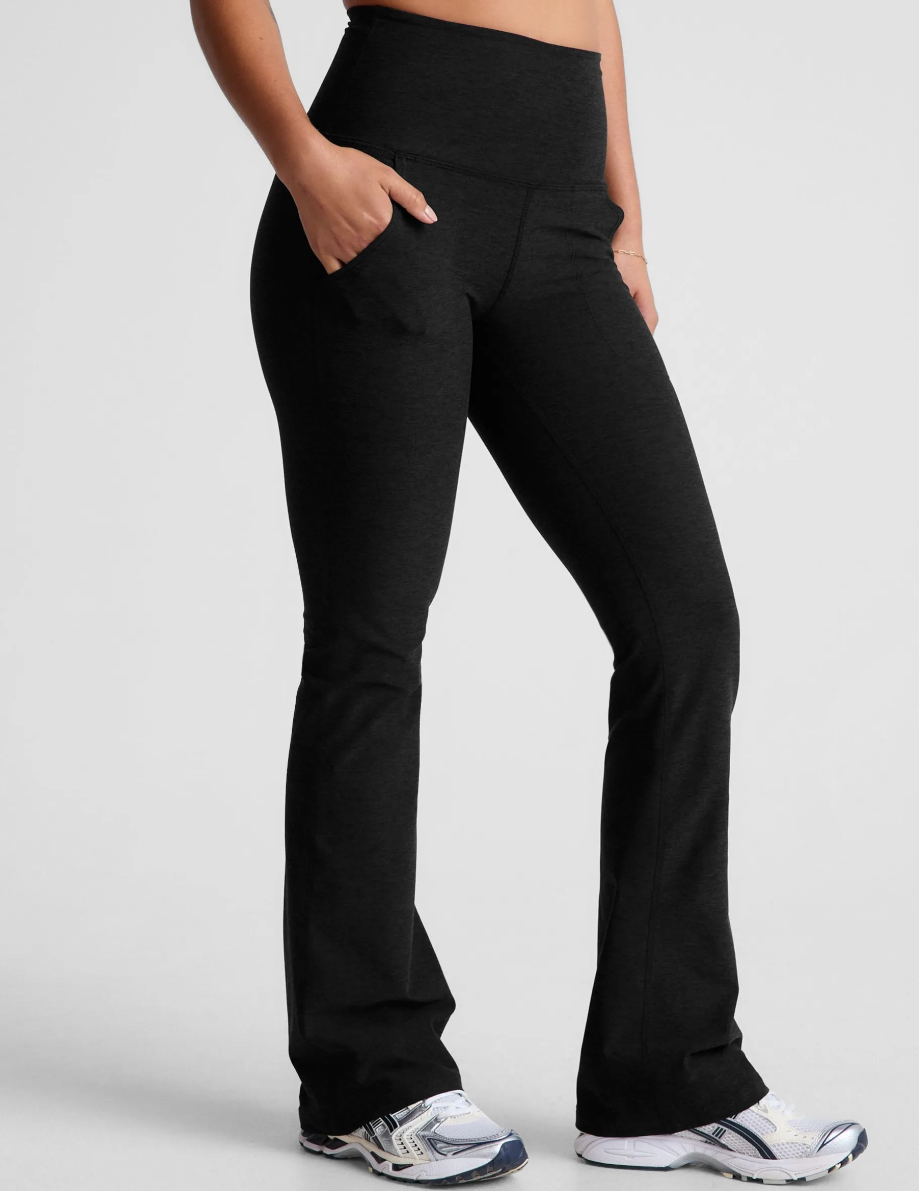 Spacedye™ High Waisted Practice Pocket Bootcut Pant 31"