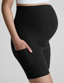 Spacedye™ Keep Pace 5" Maternity Pocket Biker Short