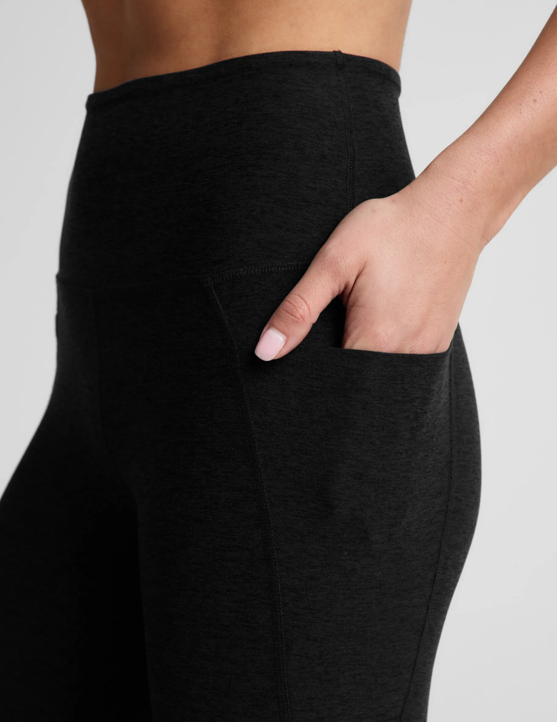 Spacedye™ Out Of Pocket High Waisted Capri Legging 20.5"